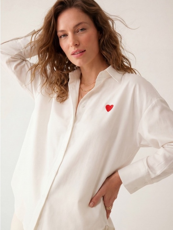 Q2 Tops - Q2 White Oxford Cotton Button-Up Shirt with Red Embroidered Heart
